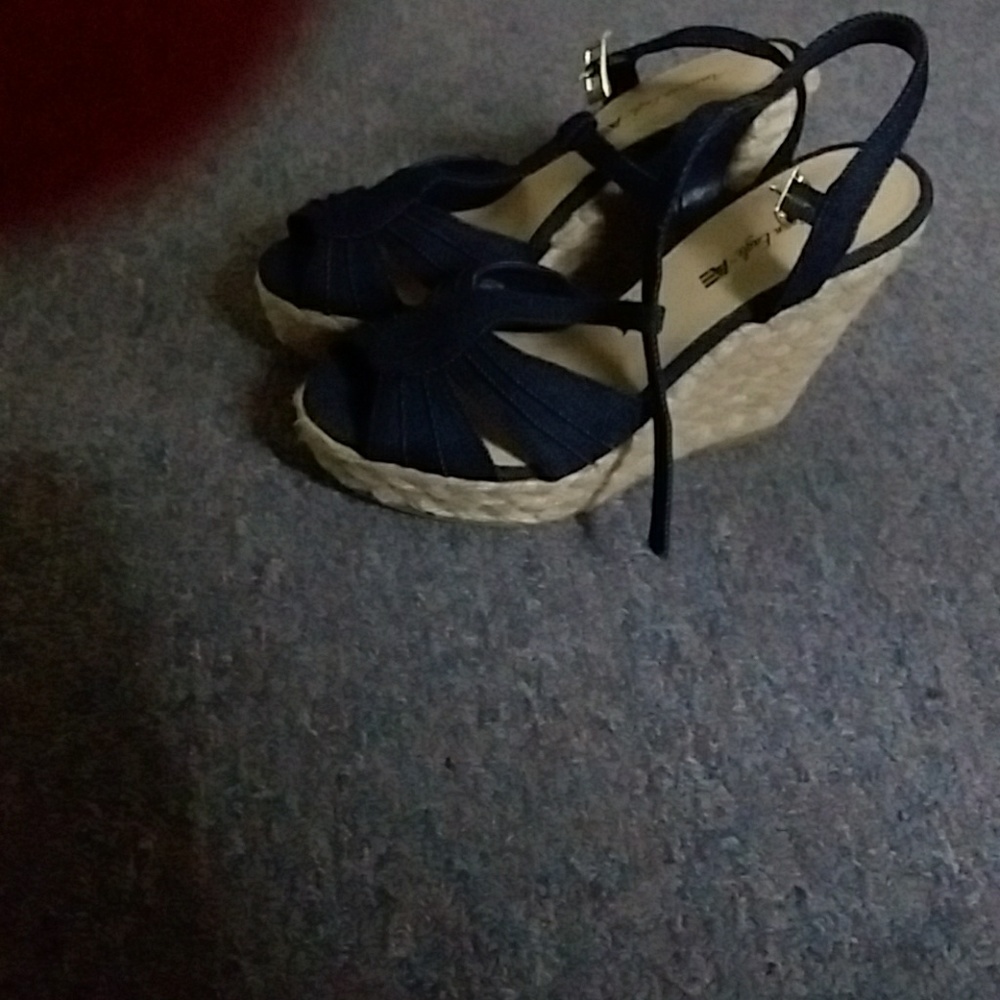 Shoes - Picture 2 of 2
